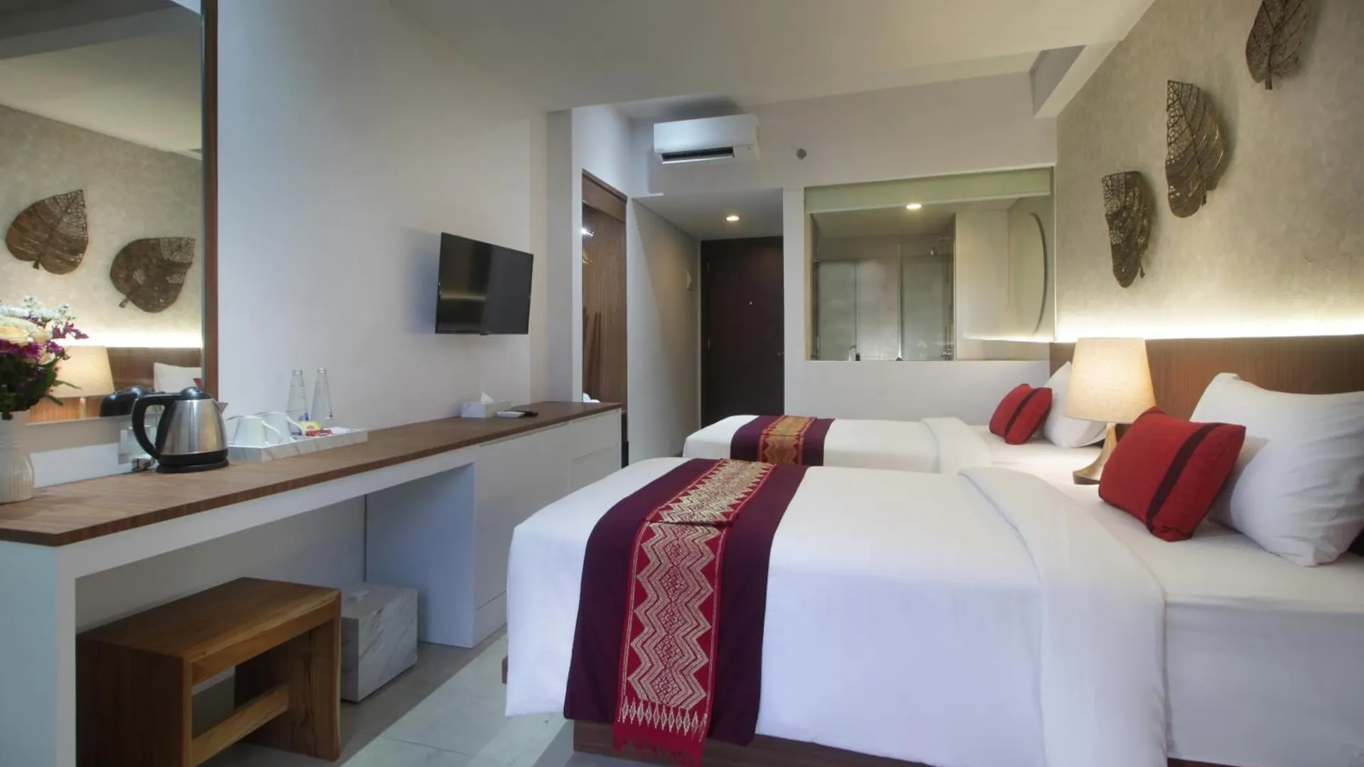 Nadi Hotel Legian