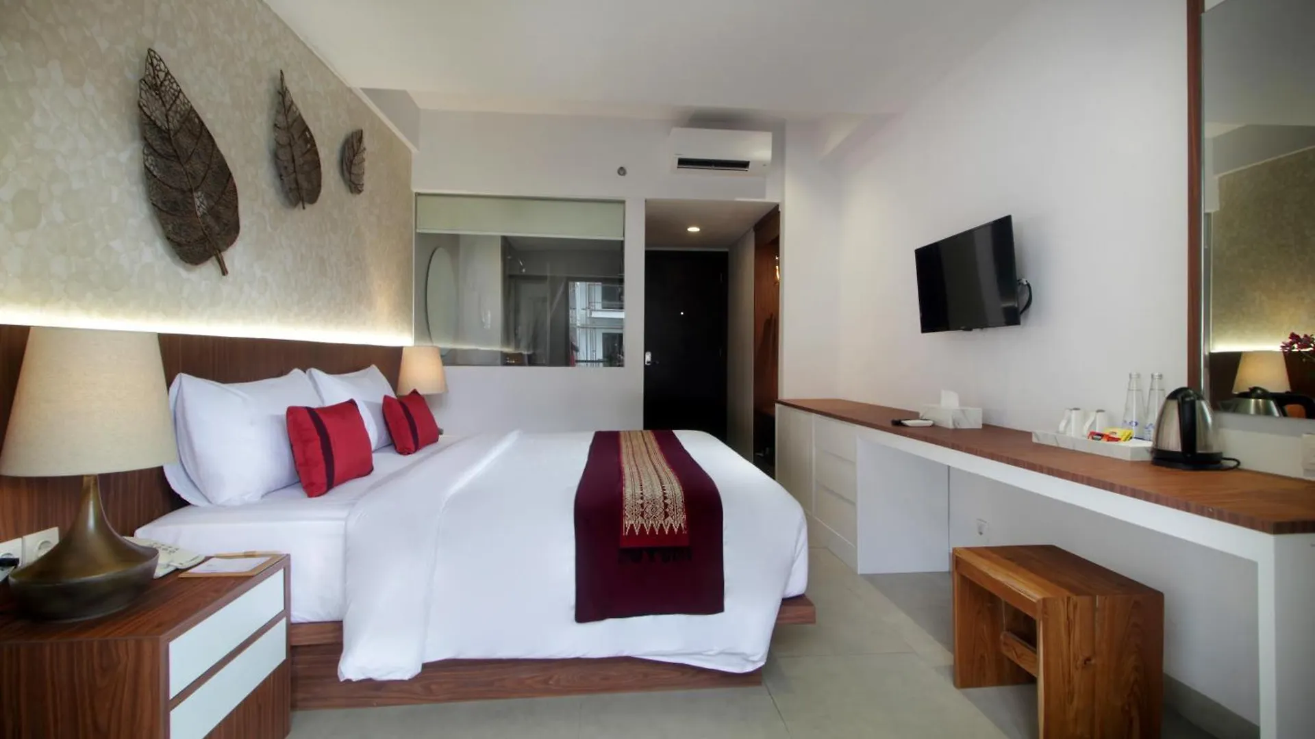 Nadi Hotel Legian