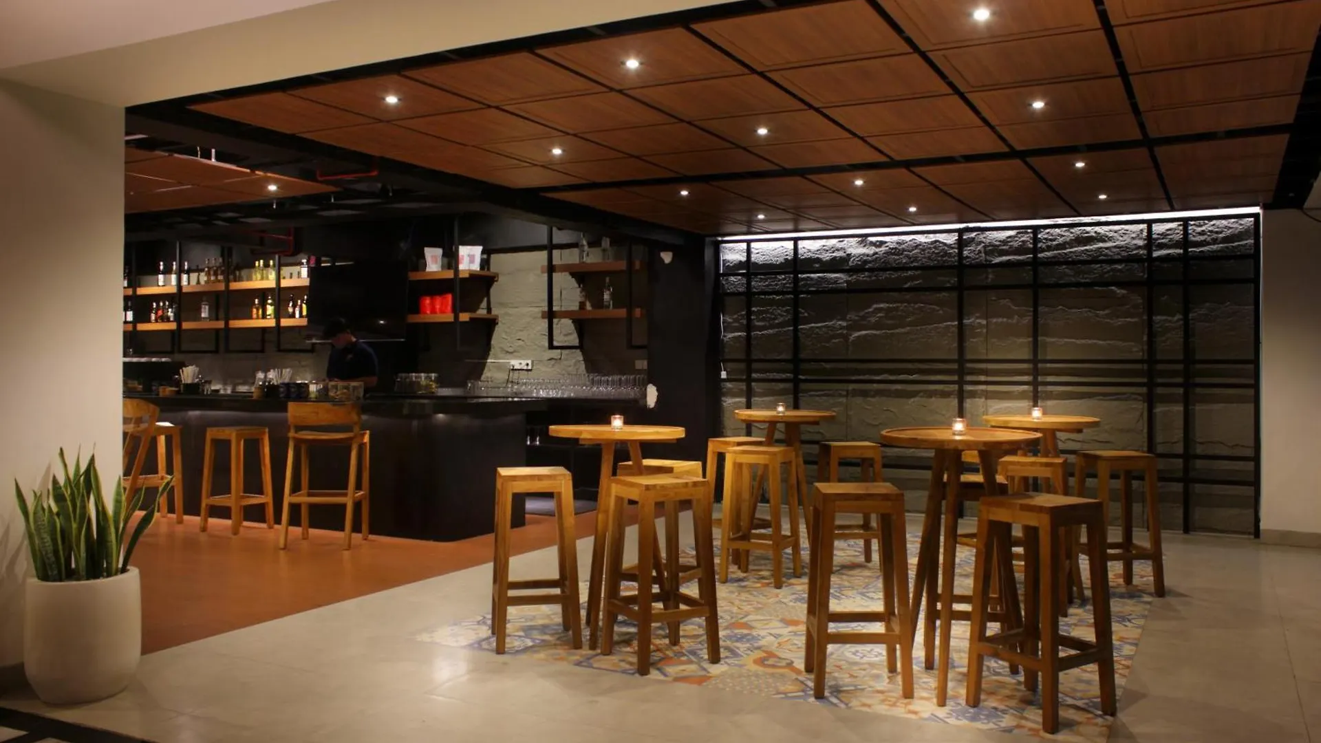 Nadi Hotel Legian