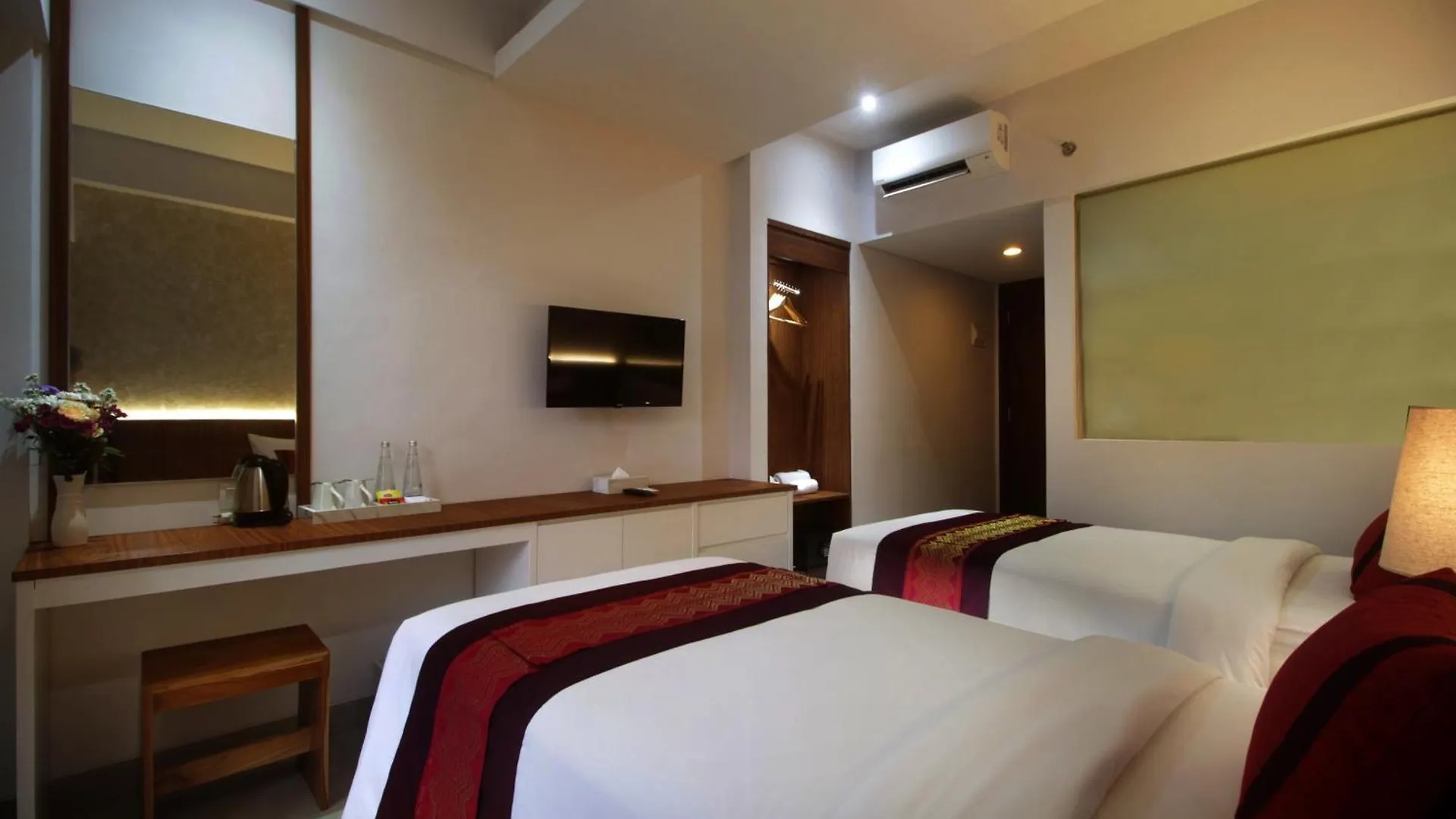 Nadi Hotel Legian  Legian (Bali)
