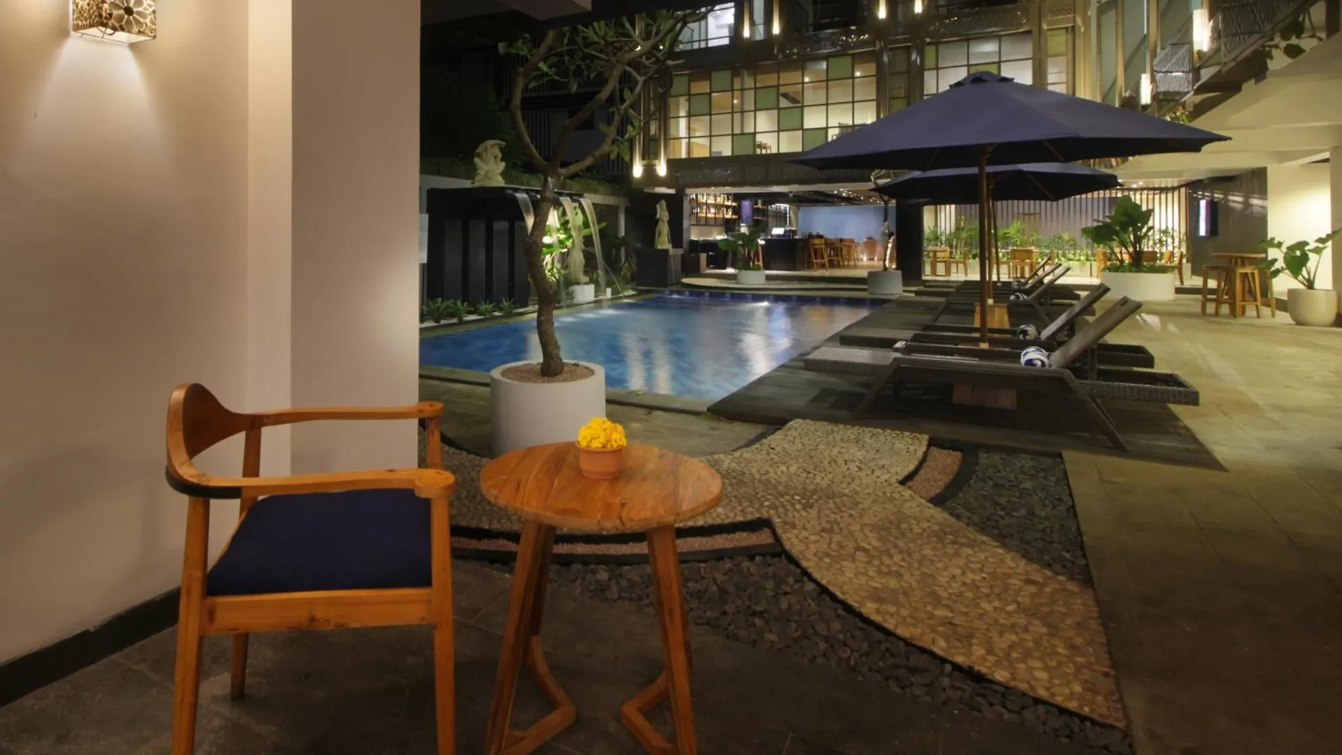 Nadi Hotel Legian